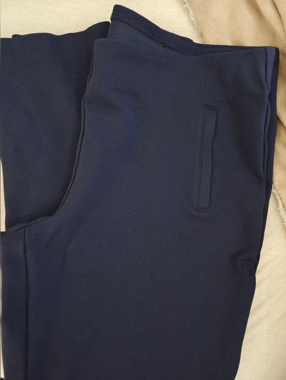 CHICOS Women's Ponte Slim Leg Navy Pants